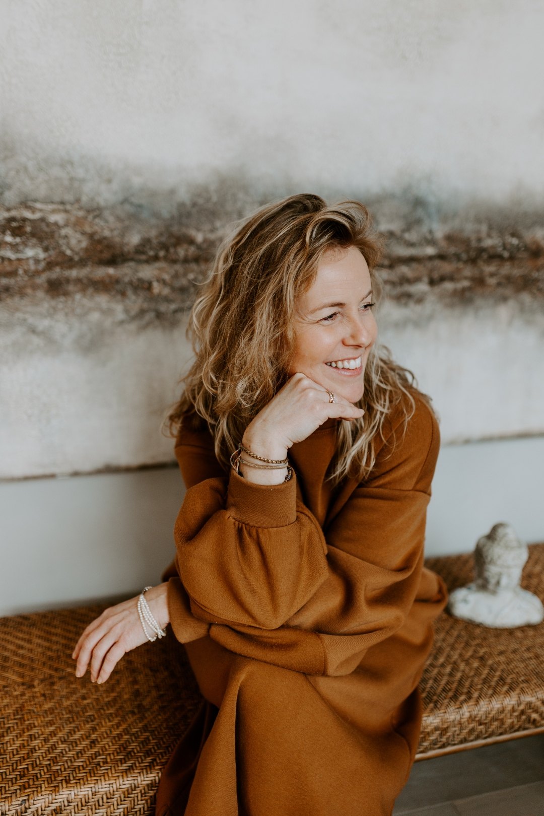 Elke, klinisch psycholoog en ontwikkelaar van de Conscious ME-methode